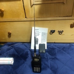 アマチュア無線機FT60の画像