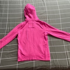 Hollister フルジップ フード付きスウェット ピンクの画像