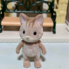 シルバニアファミリー初期人形セット イヌ ビーグル シマネコ 耳折れウサギ赤ちゃんの画像