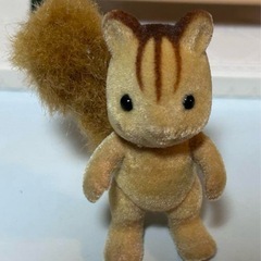 シルバニアファミリー リスの人形3体セットの画像