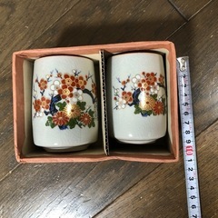 昭和レトロな湯呑みの画像
