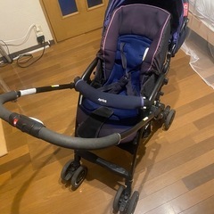 アップリカ　ベビーカー　両対面式の画像