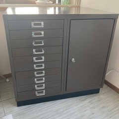 BISLEY ビスレー　キャビネット　ブラウン色