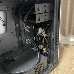 フルタワーPCケースの画像