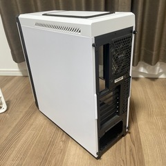 フルタワーPCケースの画像