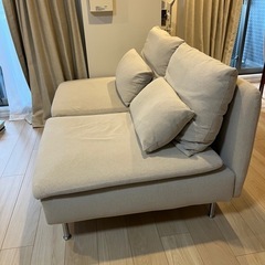 IKEAソファの画像
