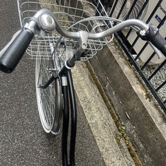 新車から使用少なめ　27インチ　自転車　ママチャリの画像