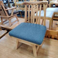 【愛品倶楽部柏店】松田家具 ベンチダイニング3点セット 白王 回転式チェアの画像