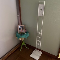 ダイソン掃除　収納棚
