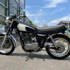 SR500 FCR41キャブ　ヨシムラマフラー　ブレンボ４ポット　オイルクーラーの画像