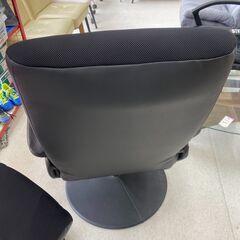 店頭引き渡し 中古 パーソナルチェア １人掛けソファ オットマン付き イス  メッシュの画像