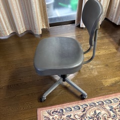 無料❗️事務椅子の画像
