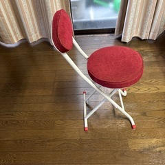 美品❗️折り畳み椅子の画像