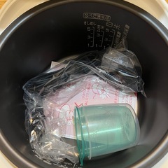 【新品‼️】象印　炊飯器5.5合の画像
