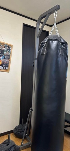 サンドバッグ（スタンド、砂入り重りもついてます）