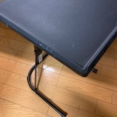 サイドテーブルの画像