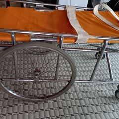 レスキュー担架　折りたたみ式　現状品　運搬車の画像