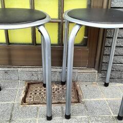 パイプ椅子2セット　