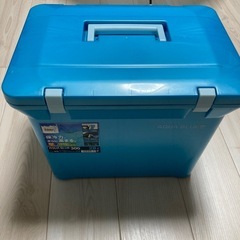 クーラボックスの画像