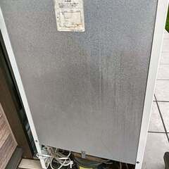 冷蔵庫　差し上げます。名護まで取りに来れる方の画像