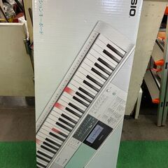 CASIO 電子キーボード　2020年モデル　LK-512　別売りボード台付き！の画像