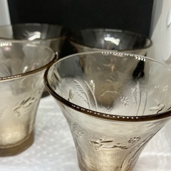 【お渡し済み】うさぎ模様グラス 4個セットの画像
