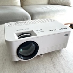 ※美品　格安 POYANK TP-01 プロジェクターの画像