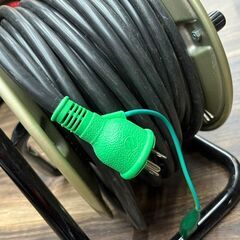 【中古】日動工業 NP-EK24 コードリール 屋内用 過負荷漏電保護兼用ブレーカー付き 20m【ハンズクラフト佐賀】の画像