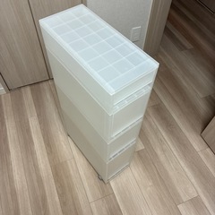 無印良品ポリプロピレン　四段収納ストッカー　キャスター付の画像