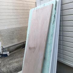 建築材料 ボード 6枚 ベニヤ 無料で差し上げますの画像