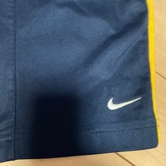 ナイキキッズジャージ　　8 120-130サイズの画像