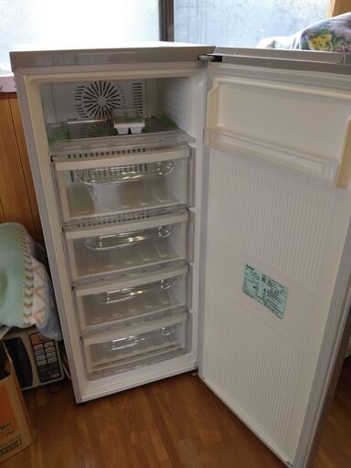 冷凍庫　121L　三菱電気　2015年製　MF-U12Y-S