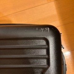 キャリーケース の画像