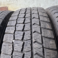 バリ山　DUNLOP ダンロップ　WM02 195/65R15 スタッドレス　タイヤ　2021年製　15インチ　セレナ　ボクシー　などの画像