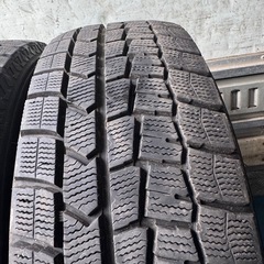 バリ山　DUNLOP ダンロップ　WM02 195/65R15 スタッドレス　タイヤ　2021年製　15インチ　セレナ　ボクシー　などの画像