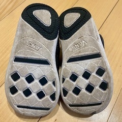 【お値下げしました！】vans他　ベビーサンダル　2足セットの画像