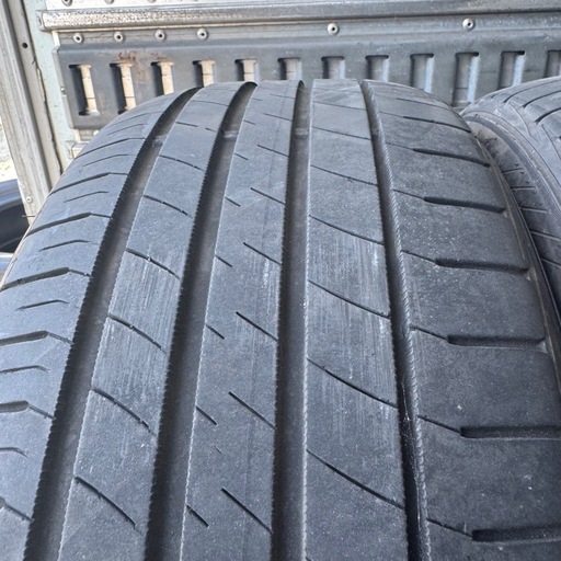 バリ山　DUNLOP ダンロップ　LEMANSV 215/50R18 夏タイヤ　2021年製　18インチ　エスティマ　ステップワゴン　