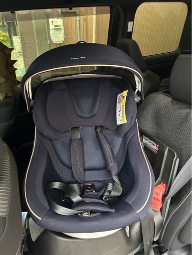 コンビ　チャイルドシート
