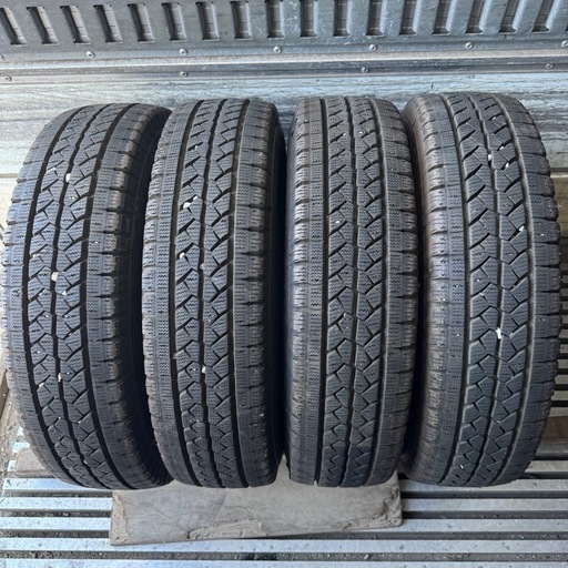 バリ山　BRIDGESTONE ブリヂストン　ブリジストン　VL1 165R13 LT 6PR 2018年製　13インチ　タウンボックス　など