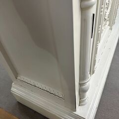 アンティーク調ディスプレイキャビネット　の画像