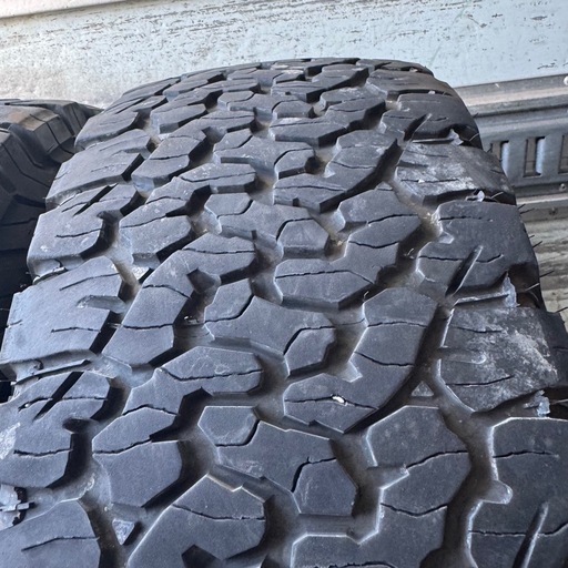 BFGOODrich グッドリッチ　All-Terrain T/A LT275/70R16 119/116S 夏タイヤ　2021年製　