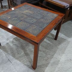 Lloyd's Antiques｜ロイズアンティークス｜タイルト...