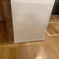 冷蔵庫下敷き