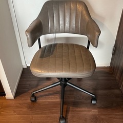 【おしゃれなオフィスチェア】ニトリ 回転キャスター付き 椅子（2脚セット・バラ売り可）の画像