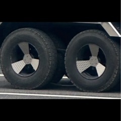 大型トラック　プロペラスピンナー22.5インチ の画像