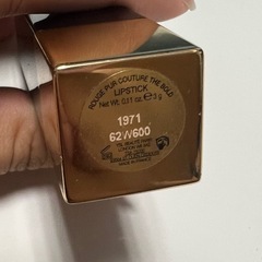 YSL 口紅の画像