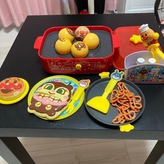 アンパン、たこ焼き、ホットプレートの画像