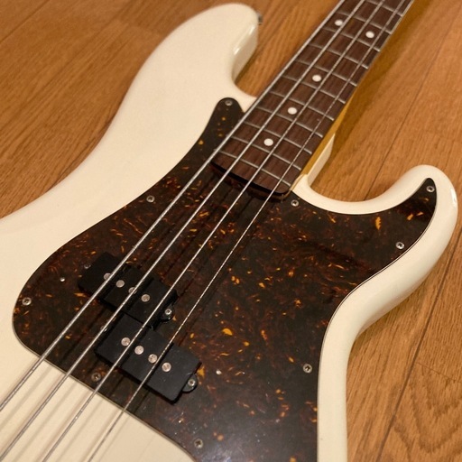 Fender JAPAN JDシリアル 2012年製 プレシジョンベース Fender JAPAN JDシリアル 2012年製 プレシジョンベース