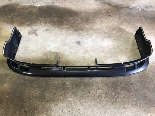 トヨタ 200系 ハイエース フロントリップスポイラー メーカー不明