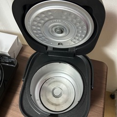 炊飯器の画像